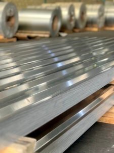 Aplicaciones de los laminados y techos para galpones